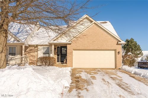 1617 Southpointe Cir Ne, Canton, OH, 44714-1171 | Card Image