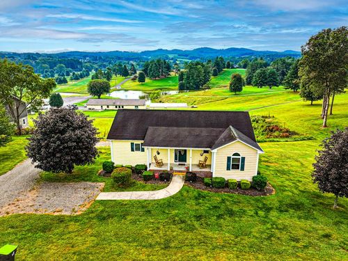 1937 Commonwealth Rd, Galax, VA, 24333-6069 | Card Image