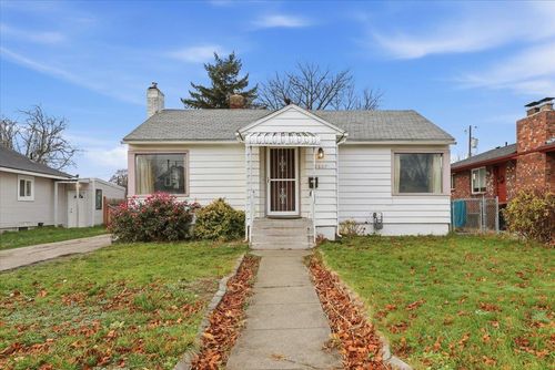 2607 N Crestline St, Spokane, WA, 99207-4923 | Card Image