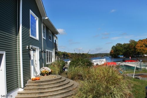 25 Waterside Dr, Lake Hopatcong, NJ, 07849-1383 | Card Image
