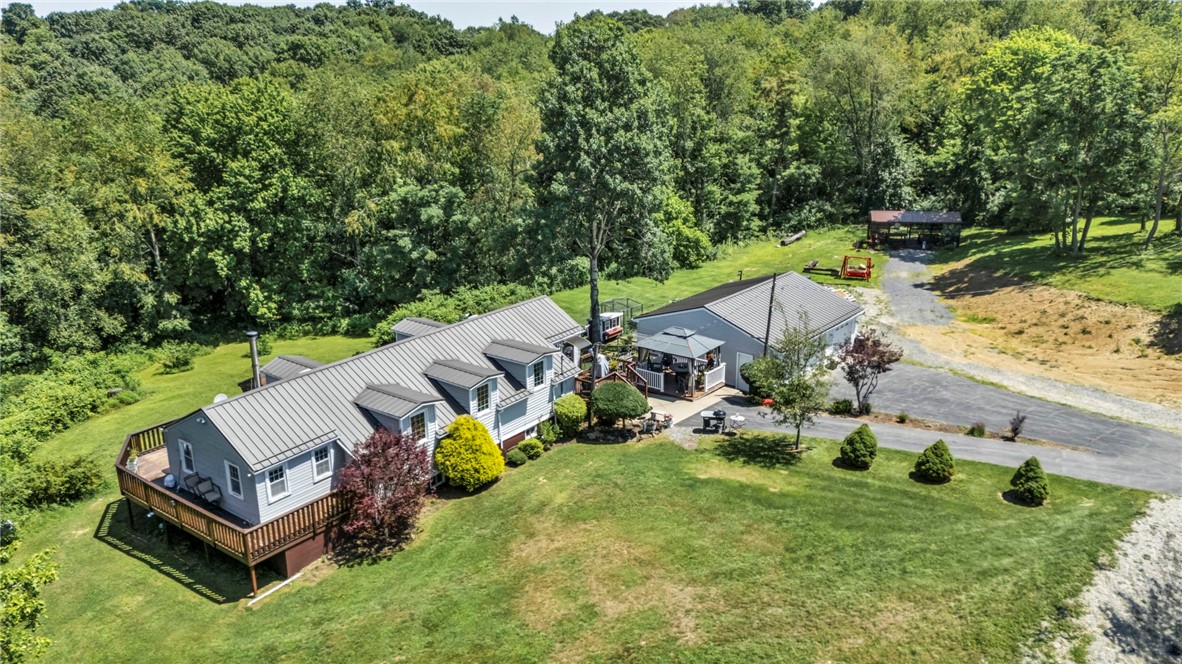 Residential in Hanover Twp 3
