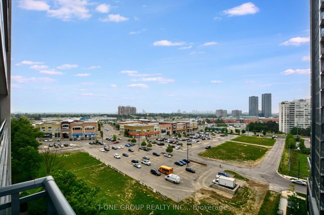908 - 85 N Park Rd, Condo with 2 bedrooms, 1 bathrooms and 1 parking in Vaughan ON | Image 9