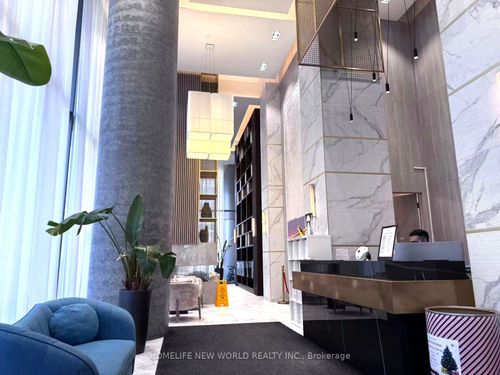 608-950 Portage Pky, Concord, ON, L4K0J7 | Card Image