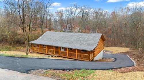 316 Ridgewood Blvd, Belpre, OH, 45714-8222 | Card Image