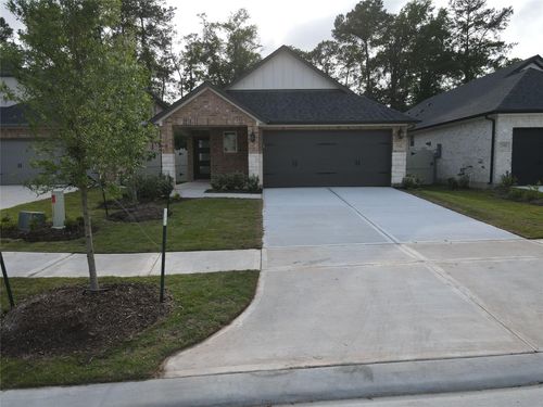 17502 Rosette Grass Dr, Conroe, TX, 77301 | Card Image