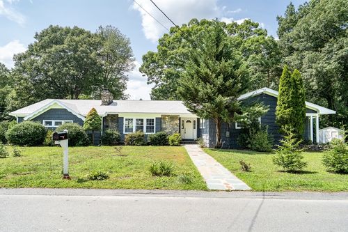 3 Cathy Rd, Burlington, MA, 01803-1242 | Card Image