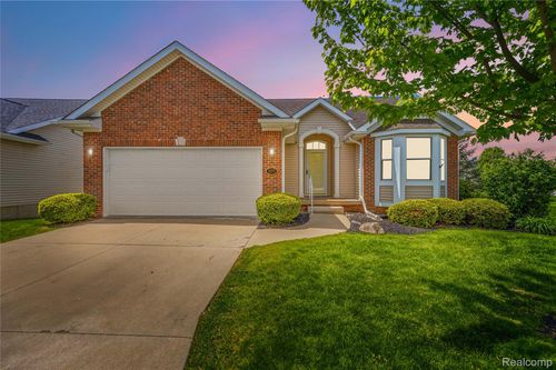 1171 Creekside Ct, Burton, MI, 48509-1460 | Card Image