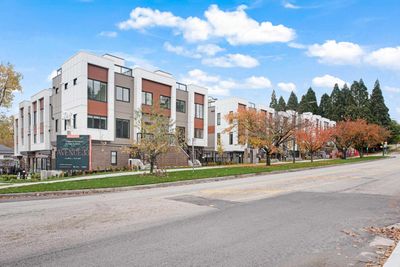 871 33 Rd Ave W, Condo with 1 bedrooms, 1 bathrooms and 1 parking in Vancouver BC | Image 1