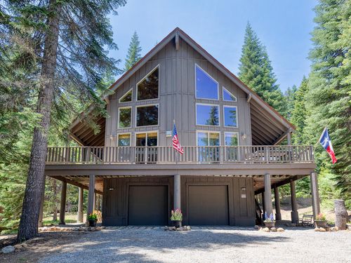 7608 Skycrest Dr, Klamath Falls, OR, 97601-8579 | Card Image