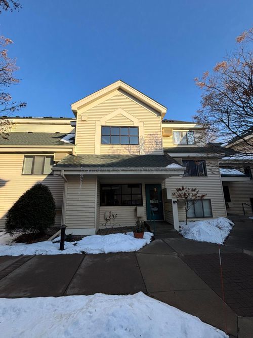 apt-2318-7625 Edinborough Way, Edina, MN, 55435-5273 | Card Image