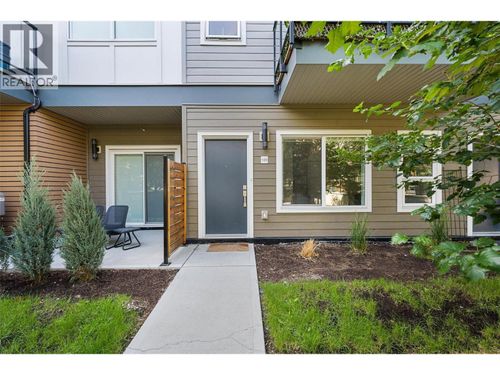 103 - 3630 Mission Springs Dr, Townhouse with 3 bedrooms, 3 bathrooms and 1 parking in Kelowna BC | Card Image