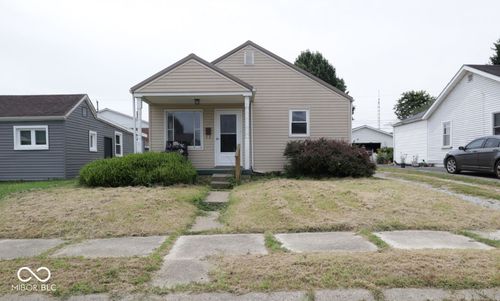 813 Scott St, Connersville, IN, 47331-1741 | Card Image