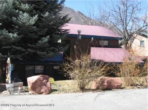 b-2401 Bennett Ave, Glenwood Springs, CO, 81601-4380 | Card Image