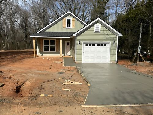 211 Poplar Ln, Anderson, SC, 29624-6354 | Card Image