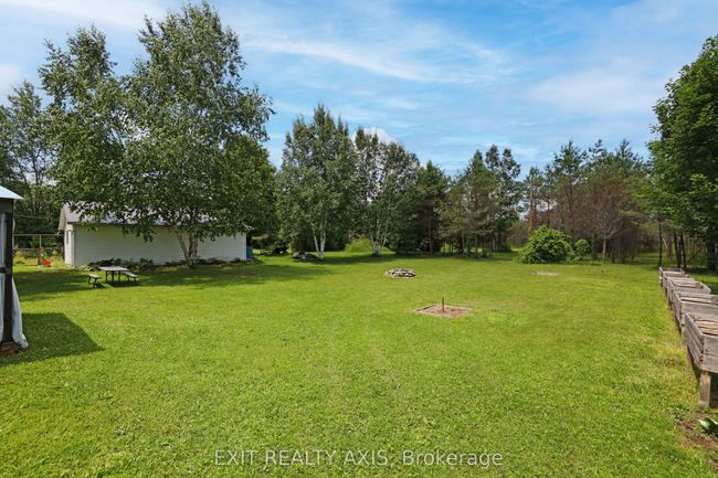 42 Strickland Rd, House other with 3 bedrooms, 2 bathrooms and 8 parking in Lombardy ON | Image 26
