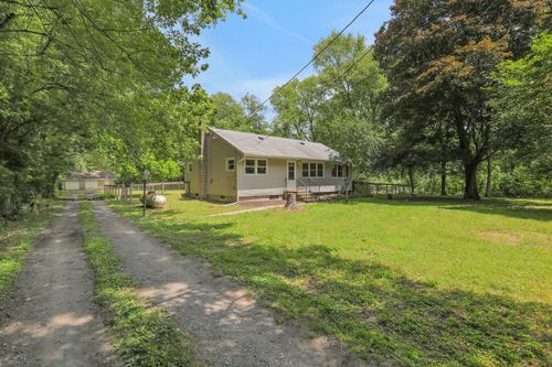 204 Stony Ford Rd, Middletown, NY, 10941-3902 | Card Image