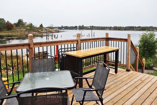 2 Av Holland, House other with 2 bedrooms, 1 bathrooms and 4 parking in Byng Inlet ON | Image 11