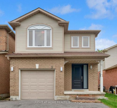 9 Kershaw St, Bowmanville, ON, L1C4S4 | Card Image