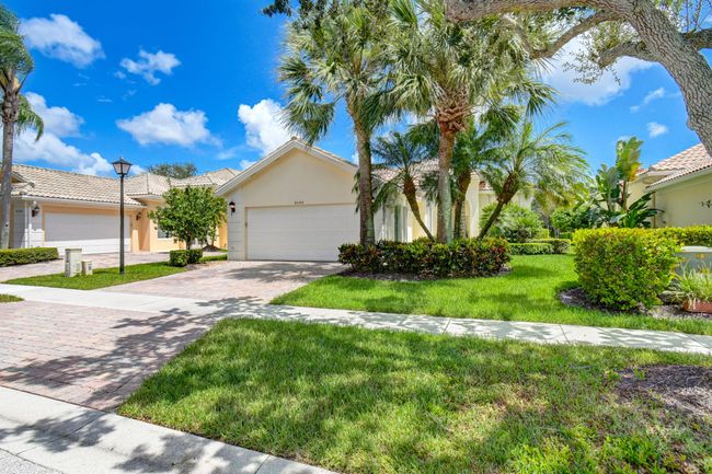 8049 Nevis Place, House other with 3 bedrooms, 2 bathrooms and null parking in Wellington FL | Image 2