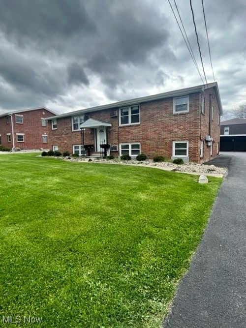 apt-9-402 Caroline Ave, Hubbard, OH, 44425-1578 | Card Image