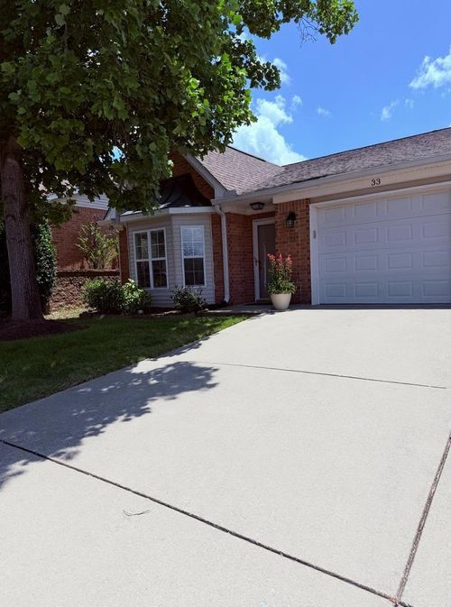 33 Holland Park Ln, Franklin, TN, 37069-4327 | Card Image
