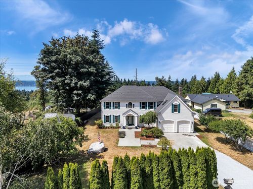 1242 Youngwood Rd, Camano Island, WA, 98282-7614 | Card Image