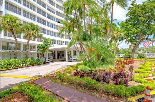 7i-7441 Wayne Ave, Miami Beach, FL, 33141-2502 | Card Image