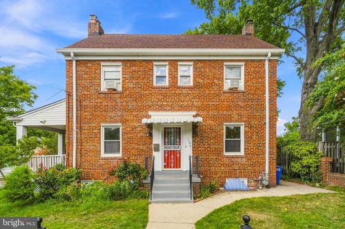 1700 Douglas St Ne, WASHINGTON, DC, 20018-2014 | Card Image