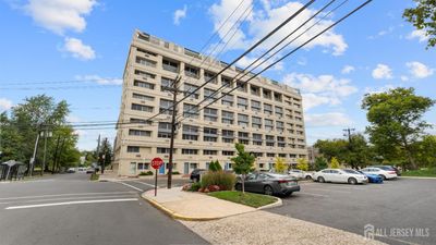 40 Fayette Street, Townhouse with 2 bedrooms, 1 bathrooms and null parking in Perth Amboy NJ | Image 2