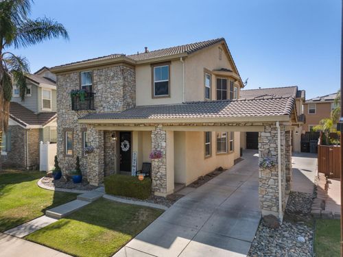 562 Ranger Street, Oakdale, CA, 95361 | Card Image