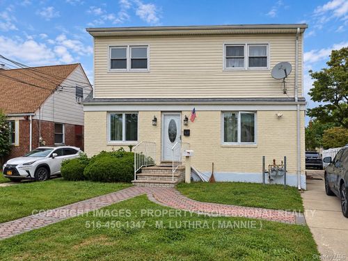 76-29 271 St., New York, NY, 11040 | Card Image
