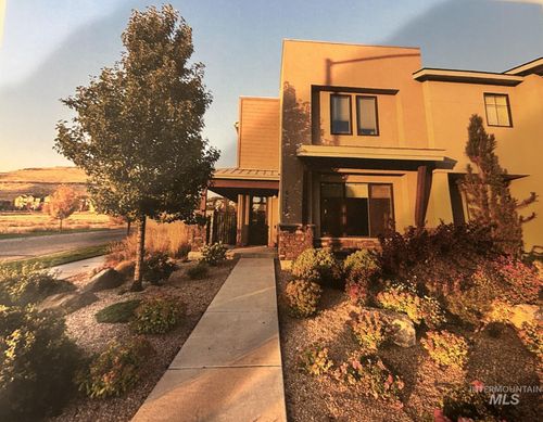 4210 E Parkcenter Blvd, Boise, ID, 83716-4737 | Card Image