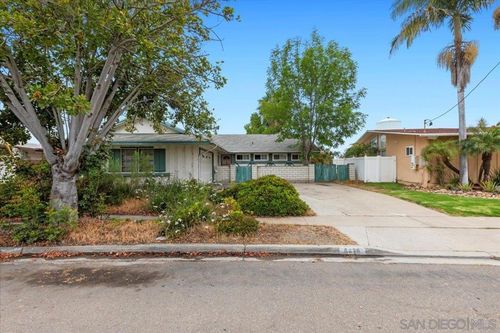 6428 Lake Apopka Pl, San Diego, CA, 92119-2815 | Card Image