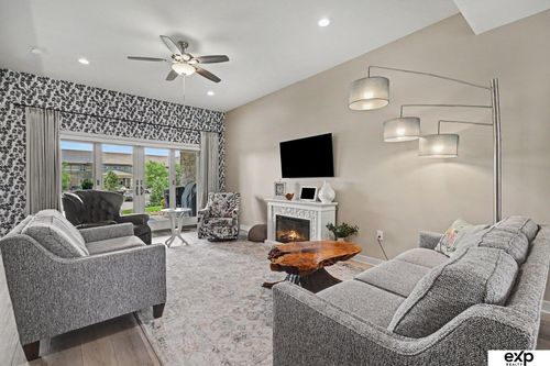 2b-6630 Juliet Ct, Lincoln, NE, 68521-6000 | Card Image