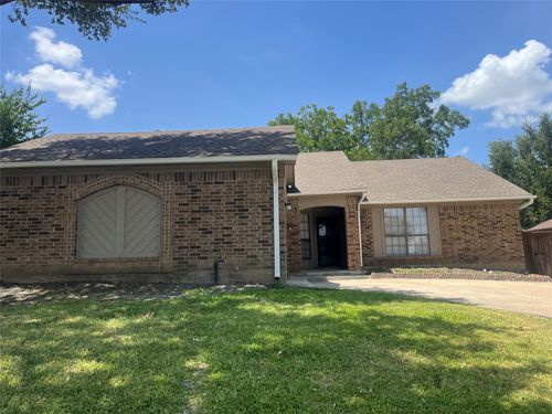 2621 Independence Dr, Mesquite, TX, 75150-6093 | Card Image