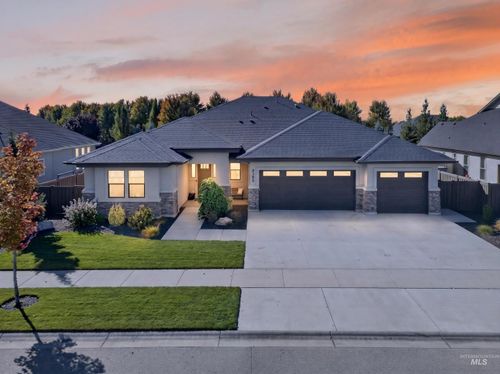 5365 W Piaffe St, Eagle, ID, 83616-7482 | Card Image