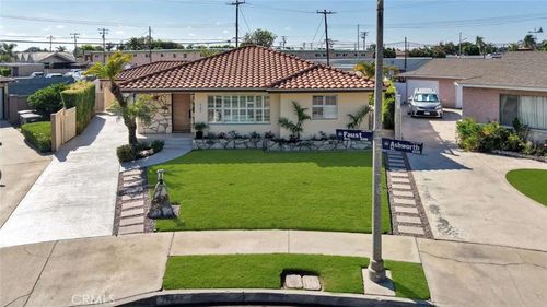 6245 Faust Ave, Lakewood, CA, 90713-1111 | Card Image