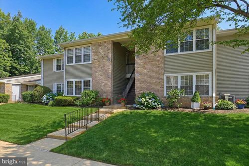 52 Honeysuckle Lane, Red Bank, NJ, 07701 | Card Image