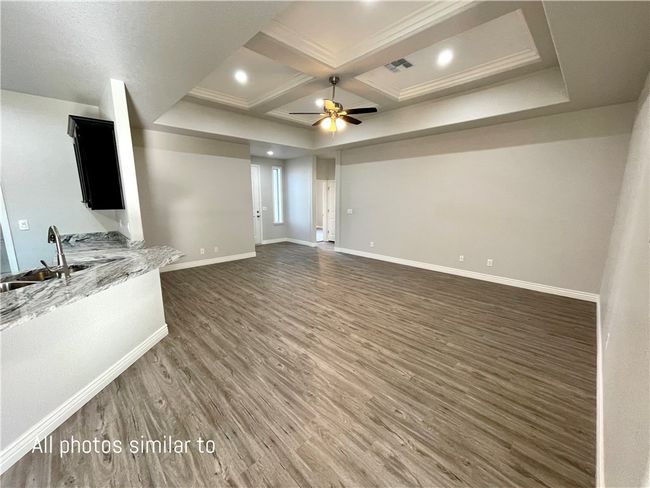 Living Room | Image 19