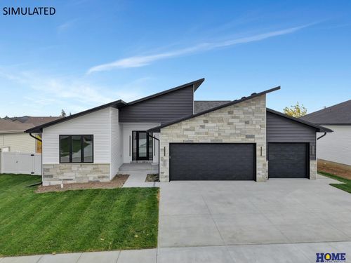 604 N 106th St, Lincoln, NE, 68527-2537 | Card Image