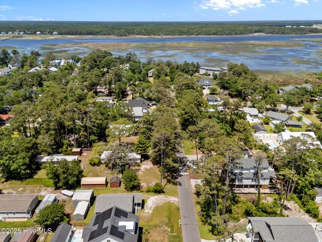 233 Ne 70 Th St, House other with 3 bedrooms, 2 bathrooms and null parking in Oak Island NC | Image 49