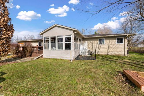 10206 S State Rd, Goodrich, MI, 48438-9472 | Card Image