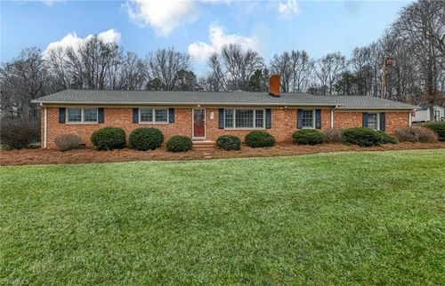 3807 Oak Ridge Road, Summerfield, NC, 27358 | Card Image