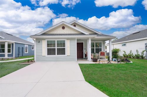 1360 Cottage Circle, Tavares, FL, 32778 | Card Image