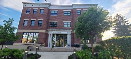 405-190 South St, Morristown, NJ, 07960-5529 | Card Image
