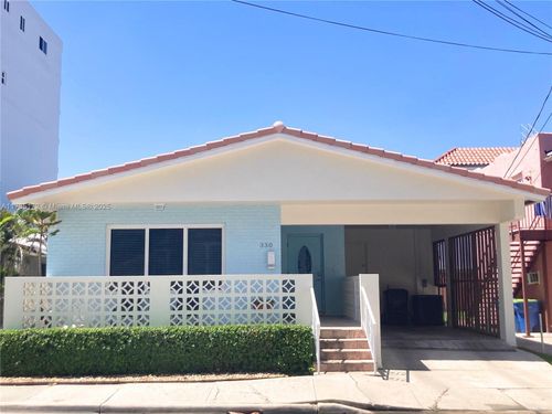 330 Van Buren St, Hollywood, FL, 33019-1711 | Card Image