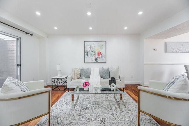 1659 Dreyber Crt, House attached with 4 bedrooms, 4 bathrooms and 1 parking in Pickering ON | Image 12
