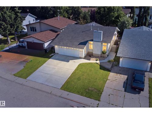 3515 20 Ave Nw, Edmonton, AB, T6L3E2 | Card Image