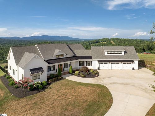 57 Boswell Cir, Travelers Rest, SC, 29690-9232 | Card Image