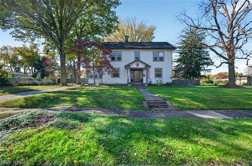 445 19th Street Nw, Massillon, OH, 44647 | Card Image